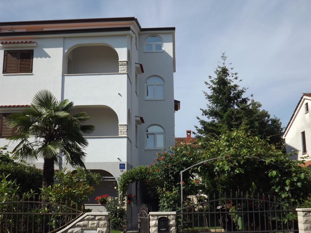 Apartments Slisko Poreč Pokoj fotografie